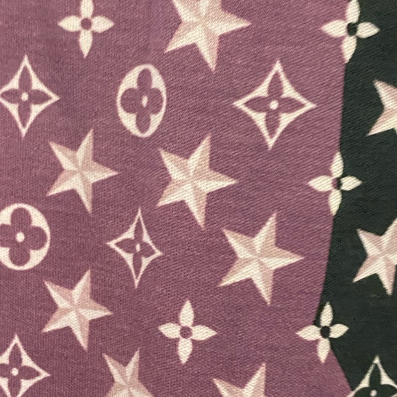 SoldAuthentic Louis Vuitton short sleeve T-shirt Sz S stars monogram multicolour - Picture 5 of 15